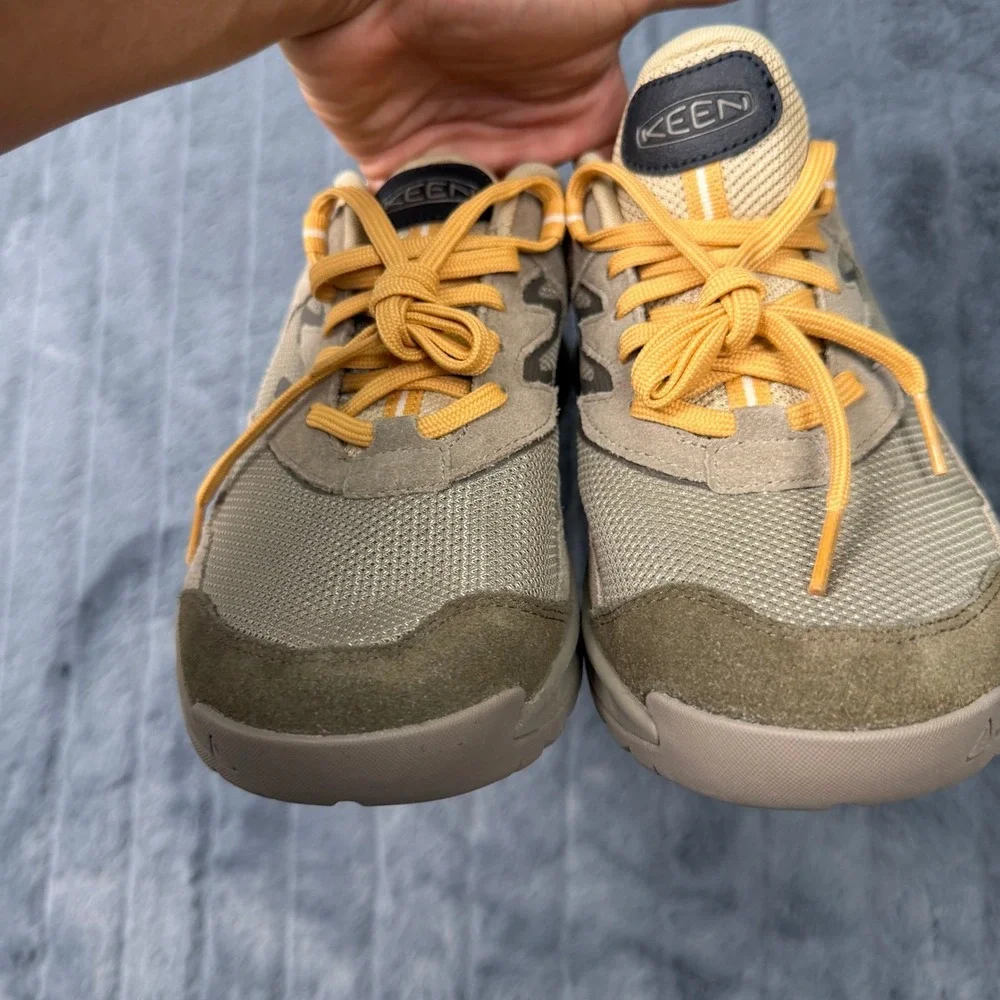 KEEN Zionic Low Hiking Shoes Mens 8.5 Trail Sneakers Tan Olive 1022301